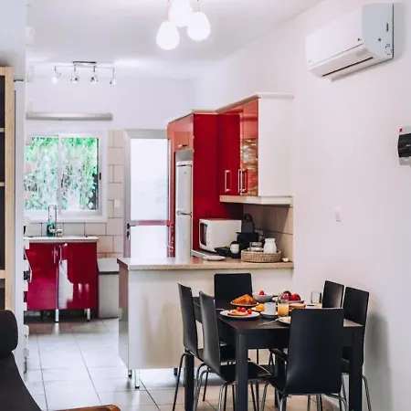 H&o Royal Townhouse In Center Apartment Paphos